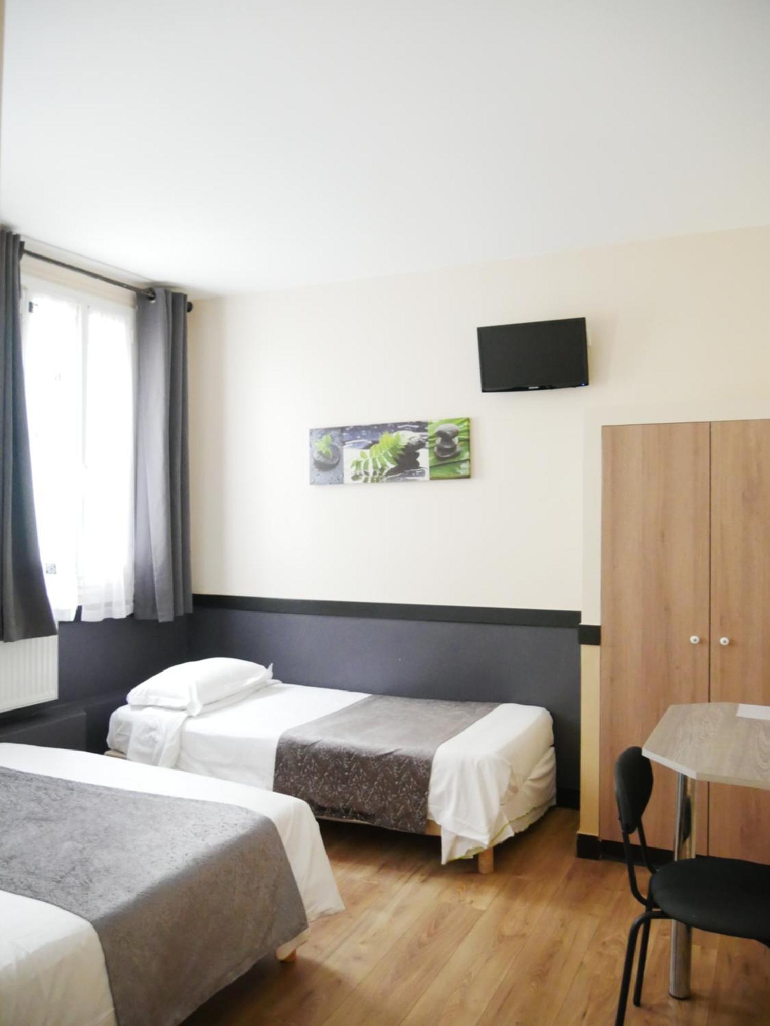 Hotel Des Bains A 10 Min De Paris Maisons-Alfort Bagian luar foto