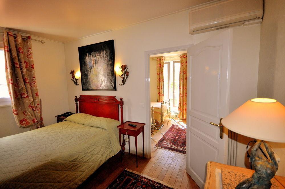 Hotel Des Bains A 10 Min De Paris Maisons-Alfort Bagian luar foto